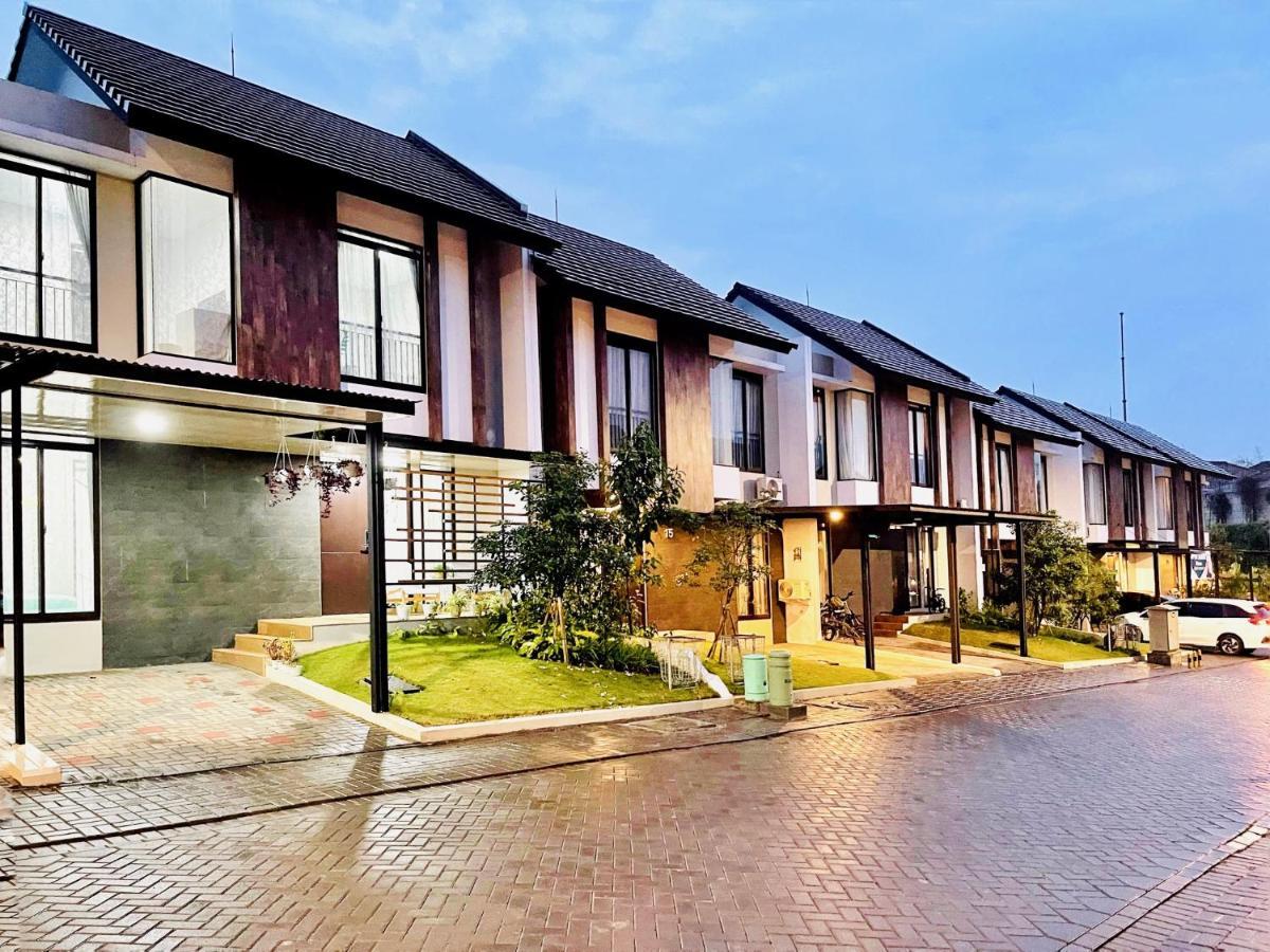 Larisa Homestay Syariah Padalarang Extérieur photo