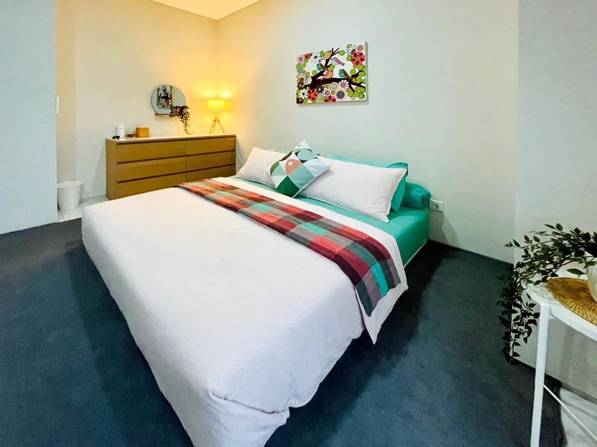 Larisa Homestay Syariah Padalarang Extérieur photo