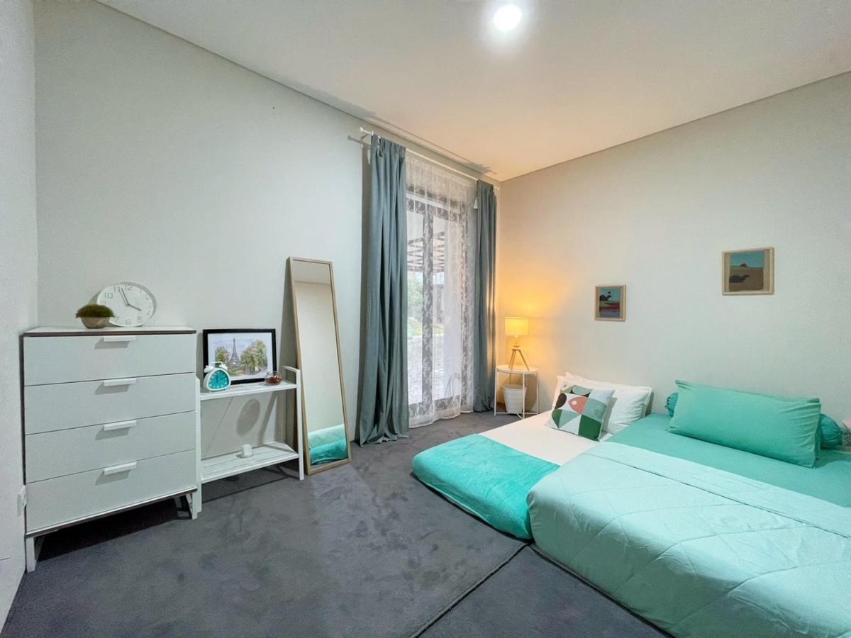 Larisa Homestay Syariah Padalarang Extérieur photo